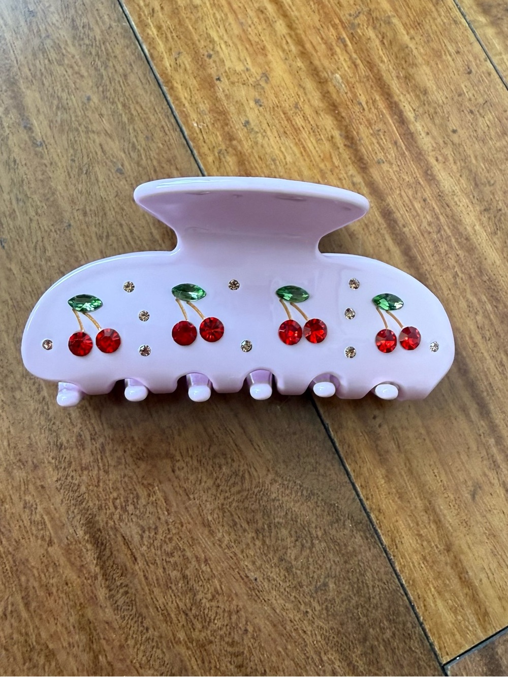 Emi Jay Cherry Clip